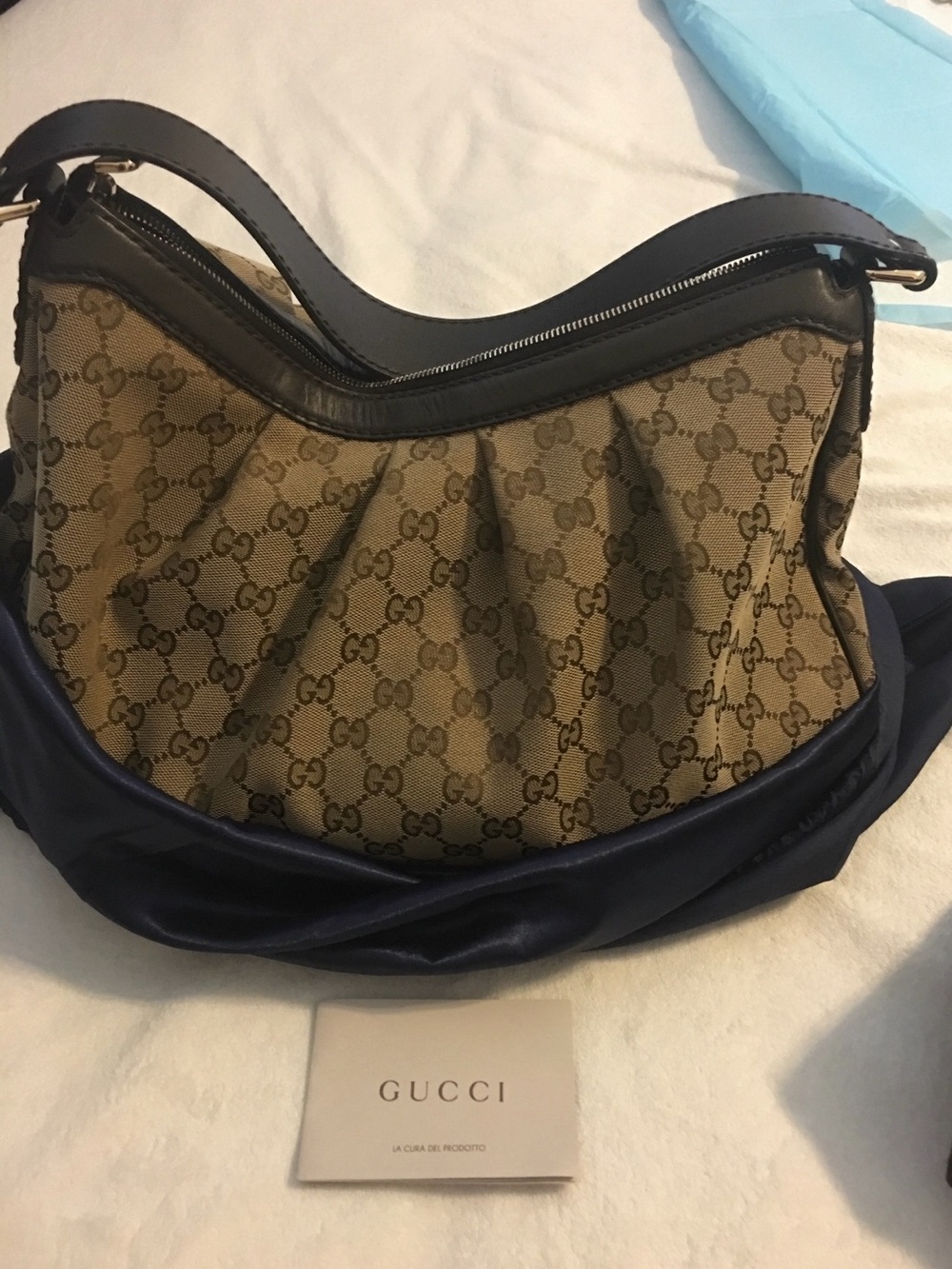 Gucci Beige GG Supreme Canvas Shoulder Bag with Dark Brown Trim